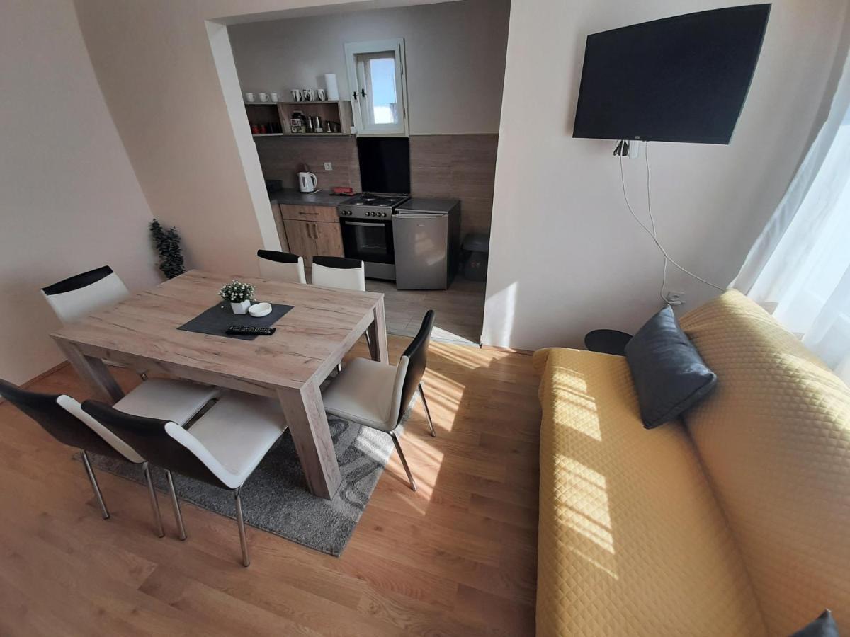 Haus Apartman Zajecar M&L Екстер'єр фото