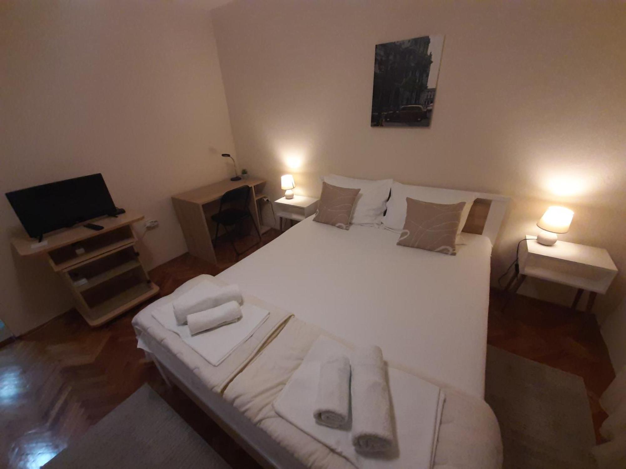 Haus Apartman Zajecar M&L Номер фото